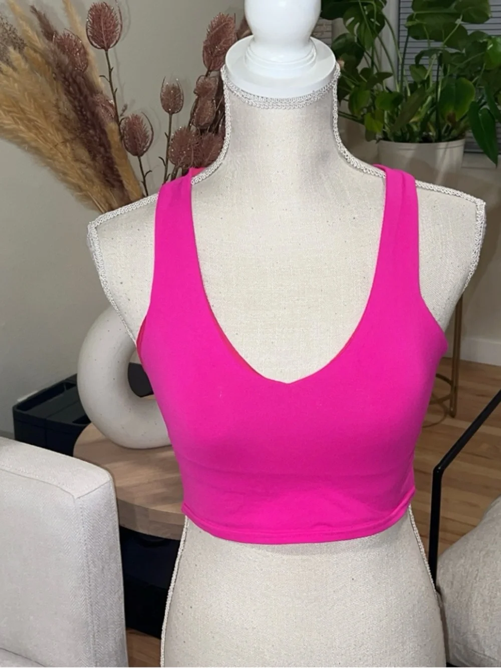 ALO YOGA Real Bra Tank Bright Pink